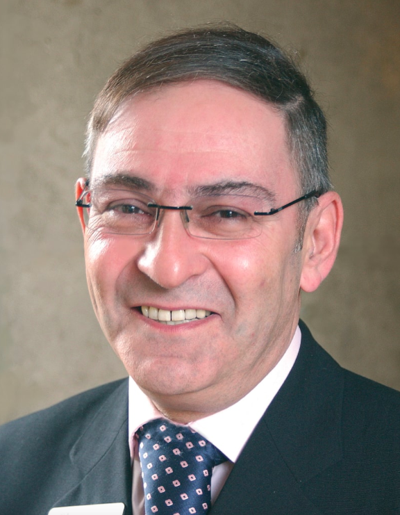 Head and shoulders picture of Sir Howard Bernstein, former chied executive of the city council.