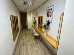 Pankhurst suite private waiting area 2025