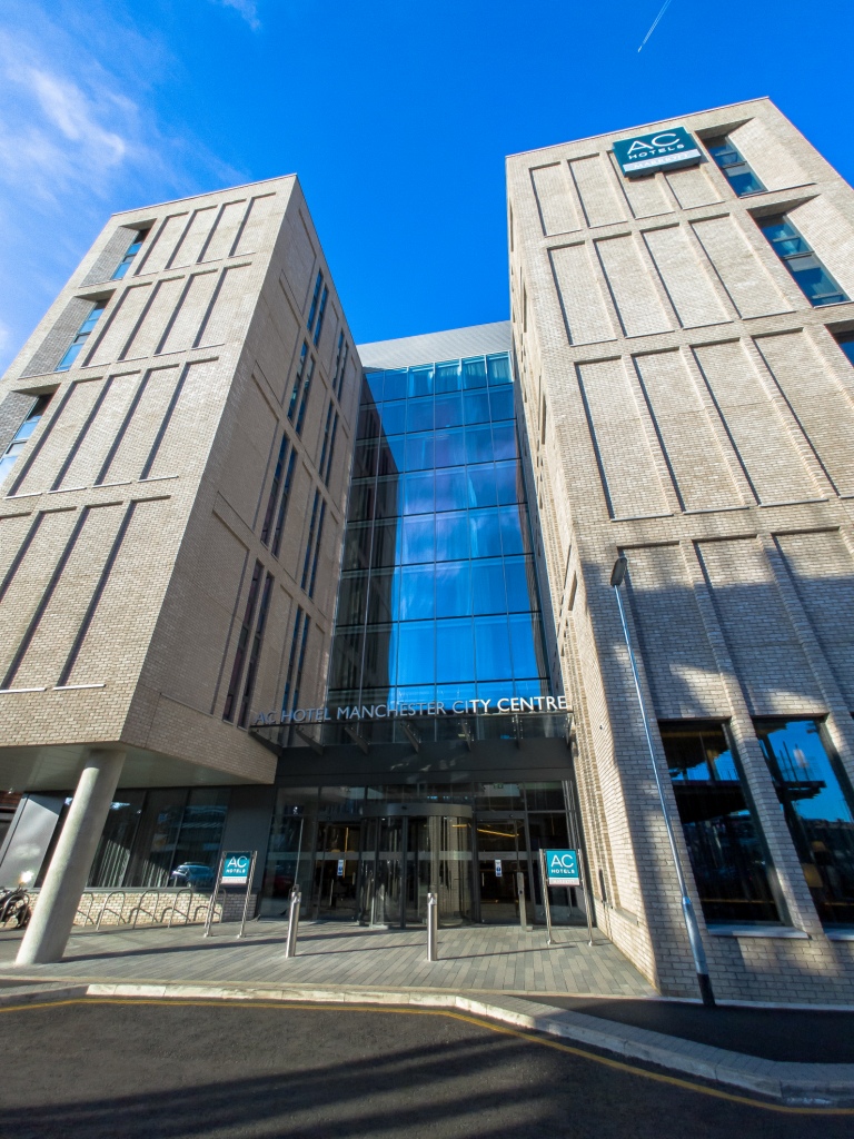 Image of an office building 