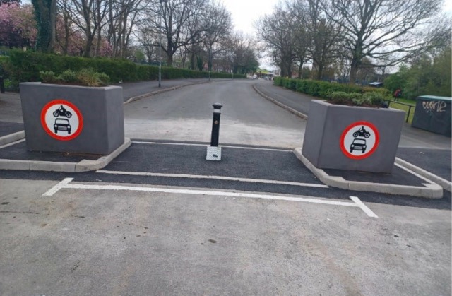 Modal filter on Manor Road